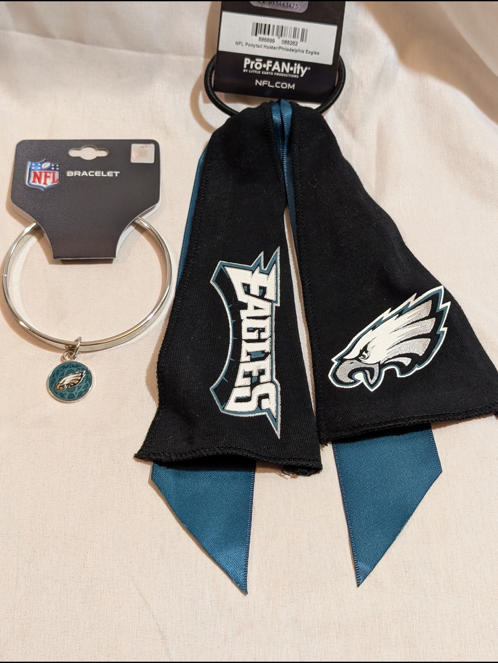 Philadelphia Eagles NFL Charm Bracelet With Hair Accessory
